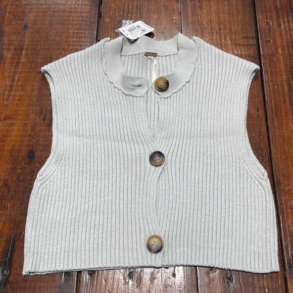 Free People Naiome Micro Vest Truthsyer Grey NWT Small - Picture 4 of 13